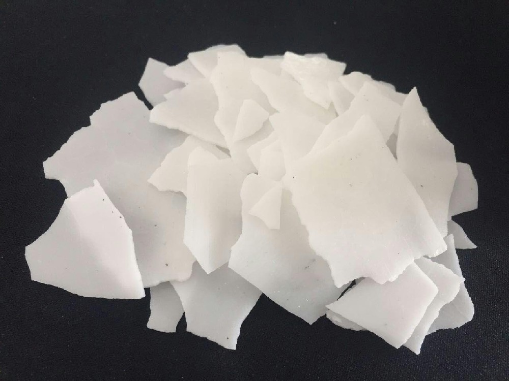 使用片堿去除油污的方法有哪些